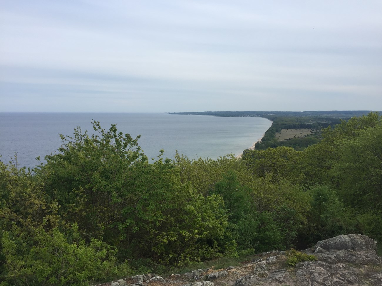 Unterwegs im Stenshuvuds Nationalpark , Schonen (Schweden), Mai 2020 