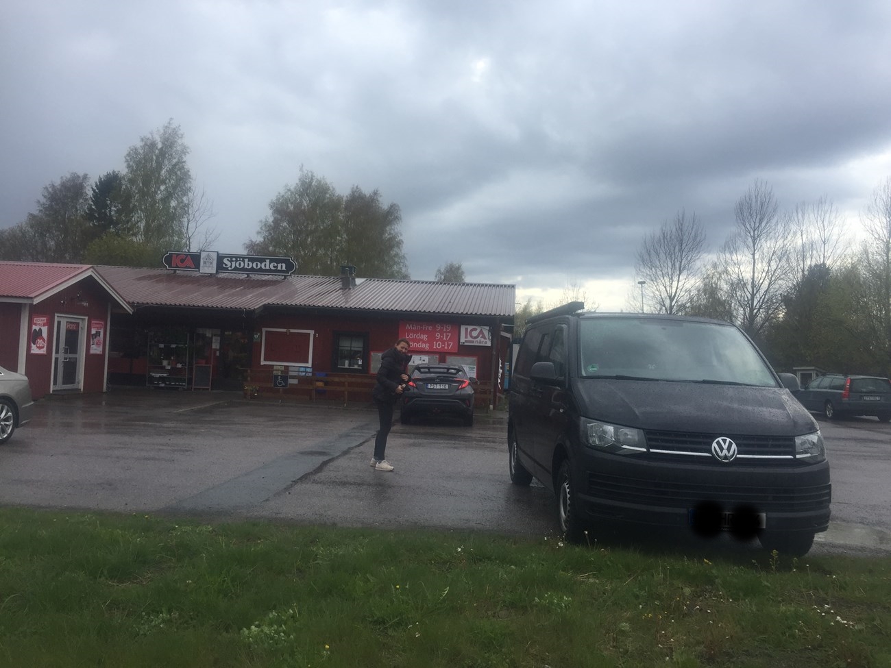 Gräsö, überaus fair bepreister und erstaunlich gut sortierter ICA Supermarkt Sjöboden 