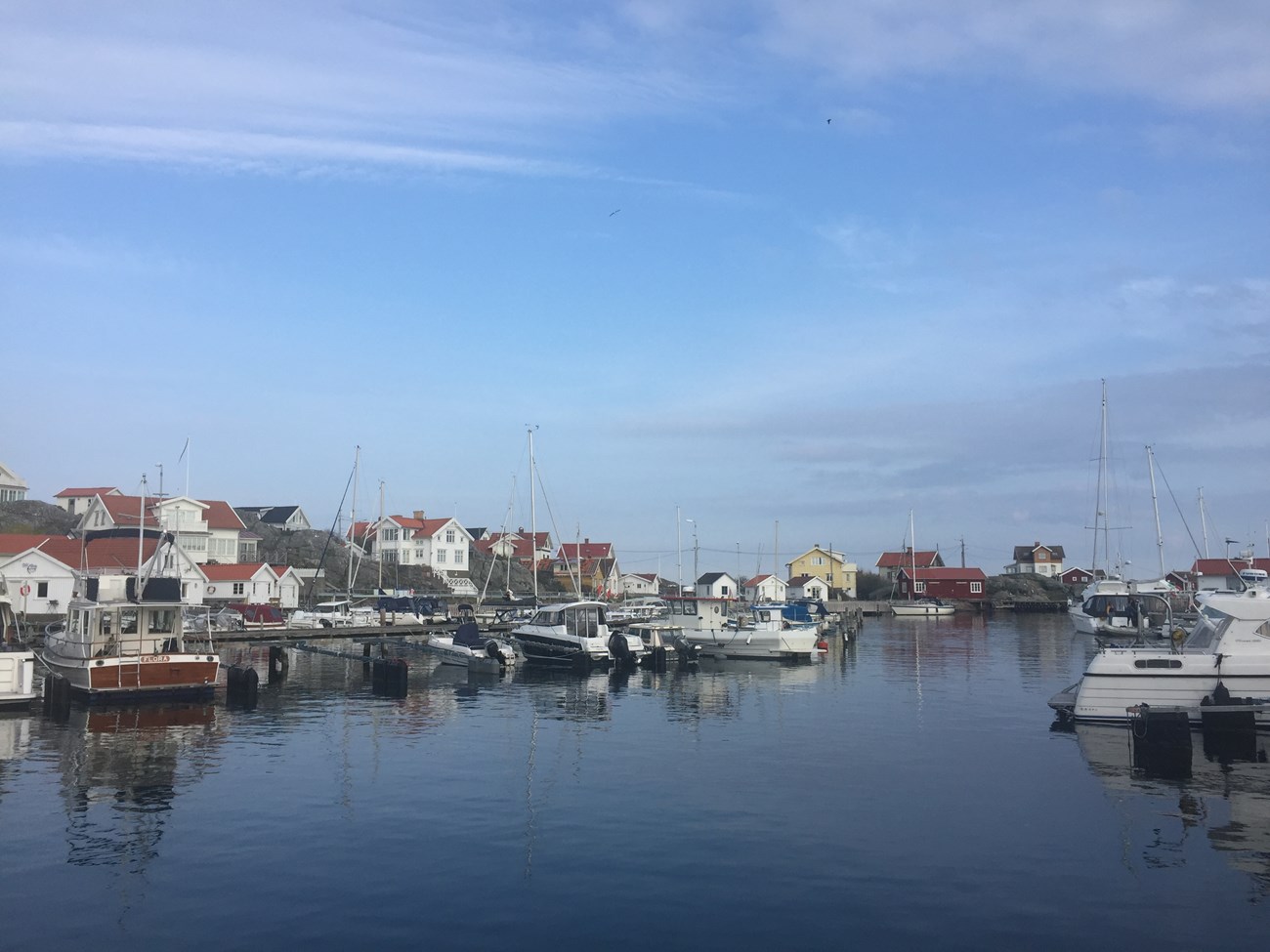 Hafen von Fotö, südlichste Insel des nördlichen Göteborger Schärengartens