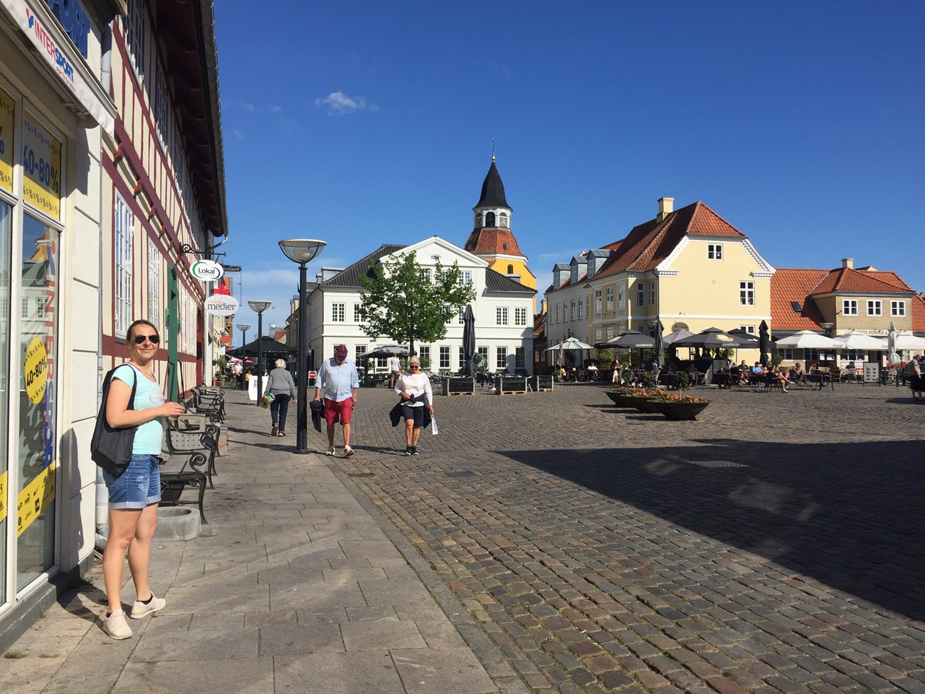 BH unterwegs im Zentrum von Faaborg / Fåborg